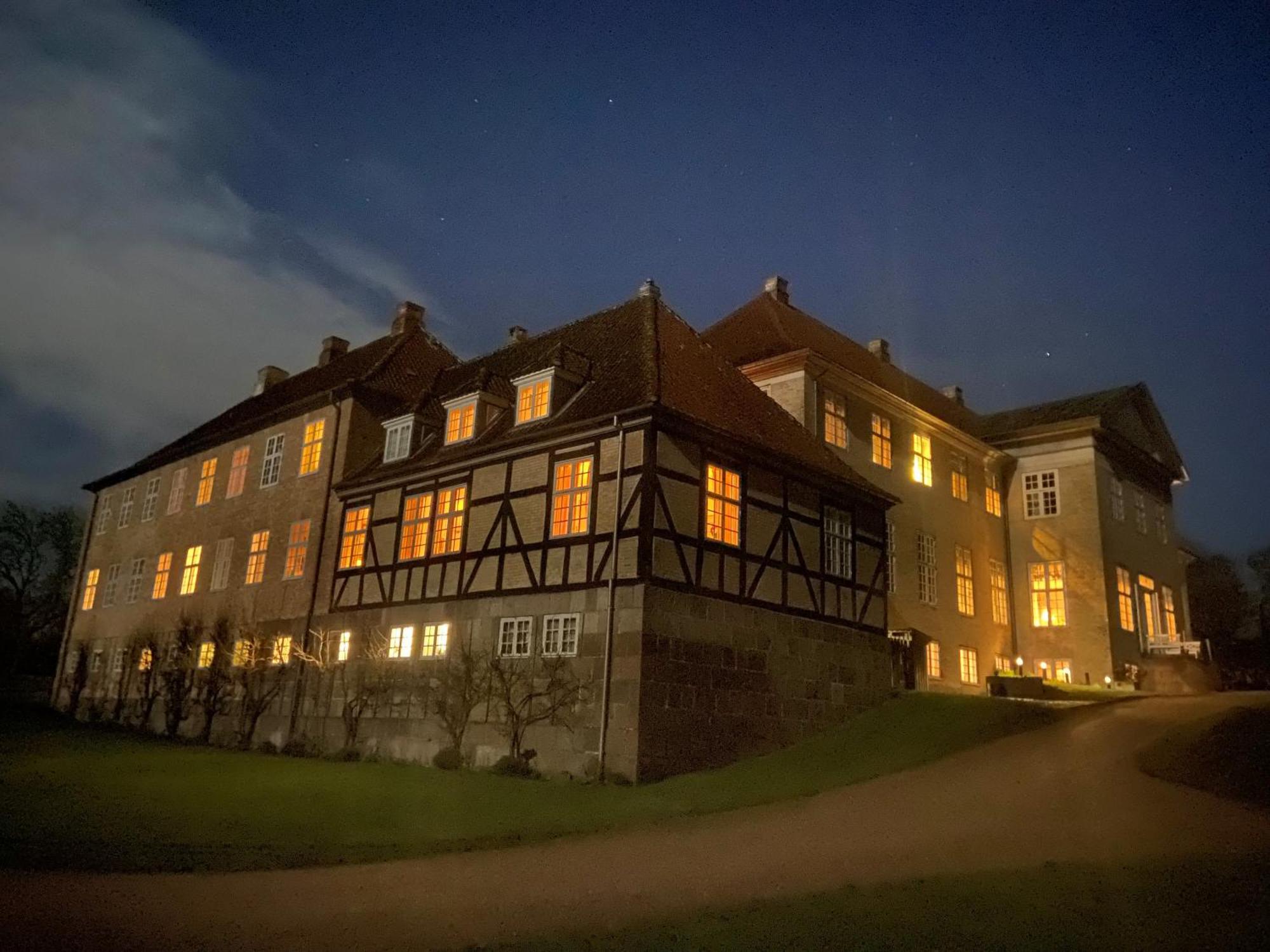 Skjoldenaesholm Slot Hotel Jystrup Exterior foto